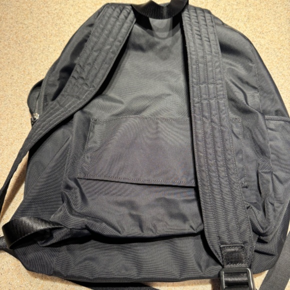 TUMI foldable camo (black and green) backpack GREAT CONDITION main image 4